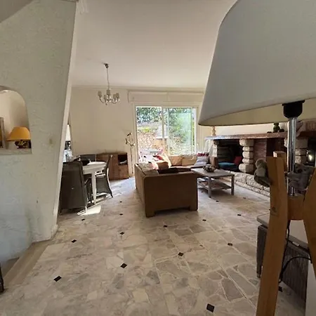 Grande A Pour 10 Pers. Avec Terrasse Et Jardin - Fr-1-494-212 Ferienhaus *